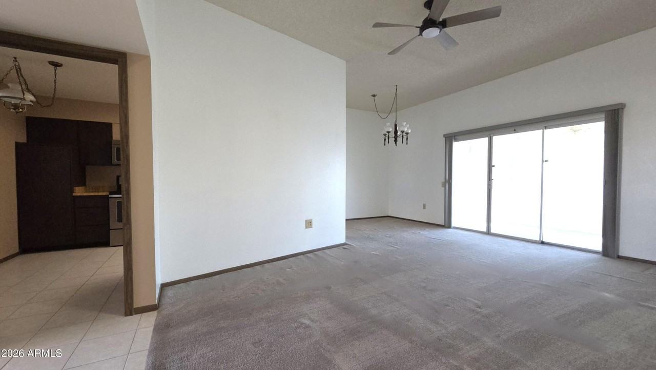 11014 W Granada Dr - Photo 4 of 24