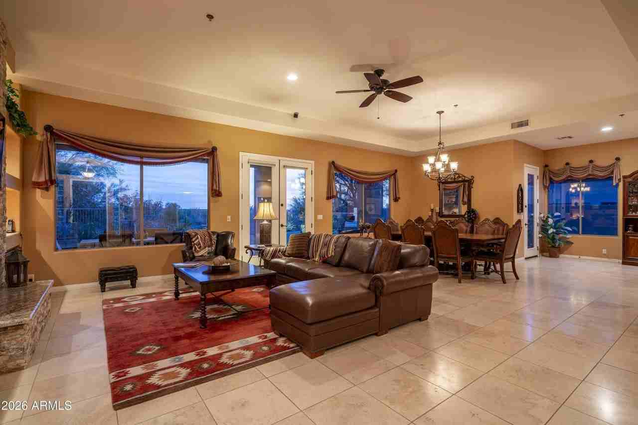 6183 E Evening Glow Dr - Photo 6 of 27