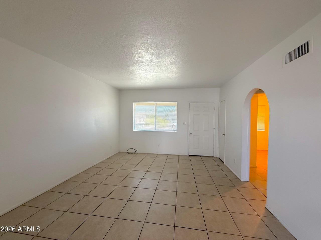 522 E 9th Ave #3 - Photo 4 of 14