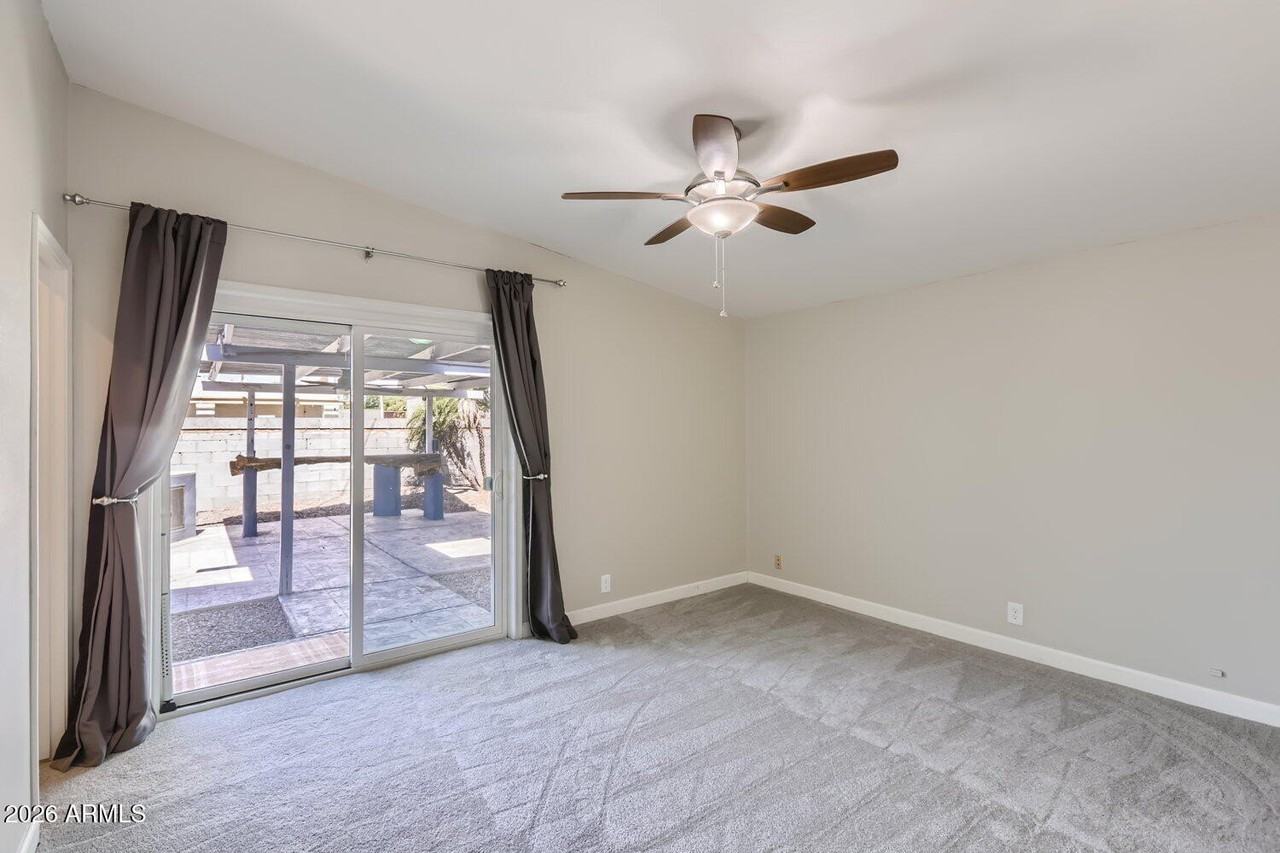 5420 N 82nd St - Photo 5 of 11