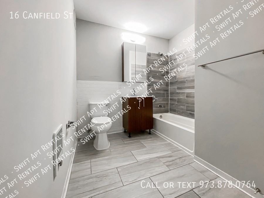 16 Canfield St - Photo 7 of 12