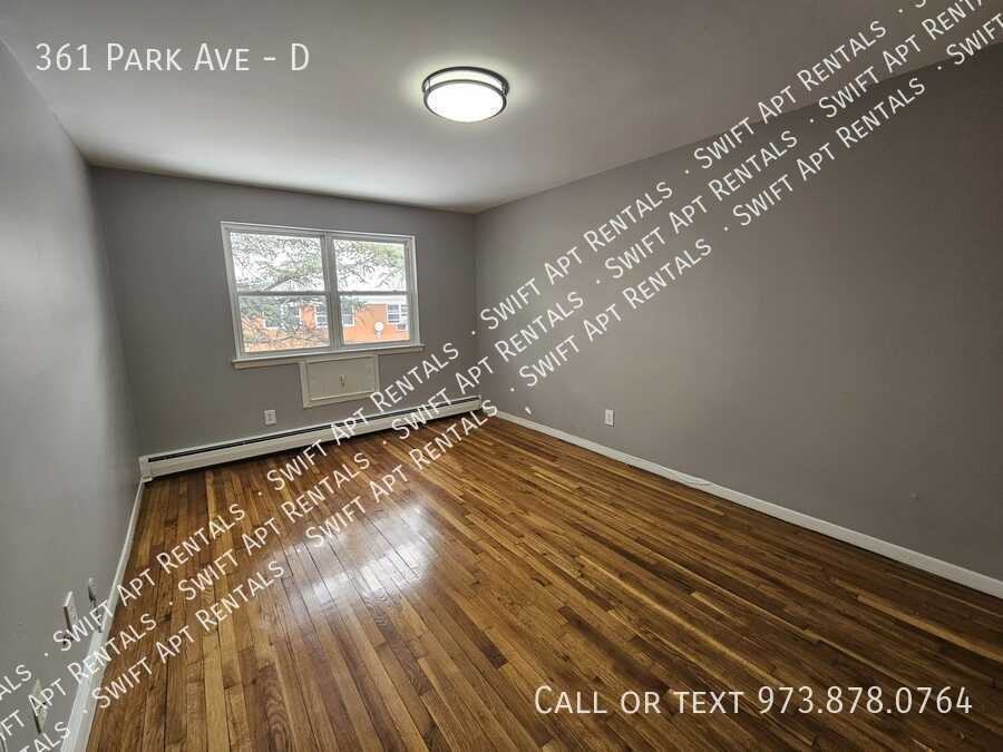 361 Park Ave #D - Photo 4 of 18