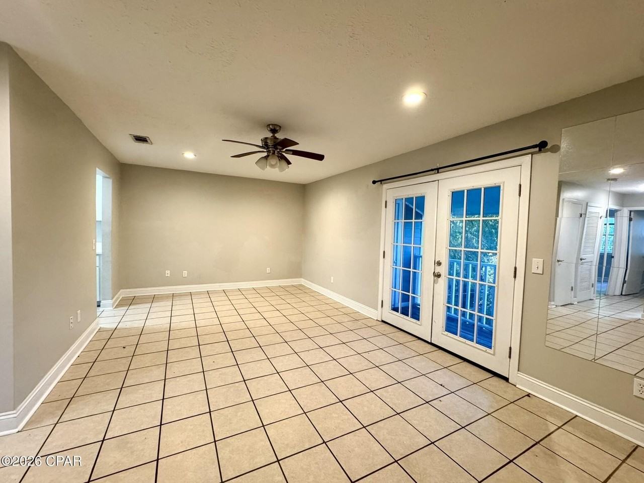 2509 W 10th St #D - Photo 2 of 10