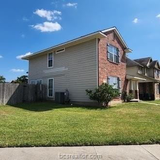 4140 Mcfarland Dr - Photo 4 of 8