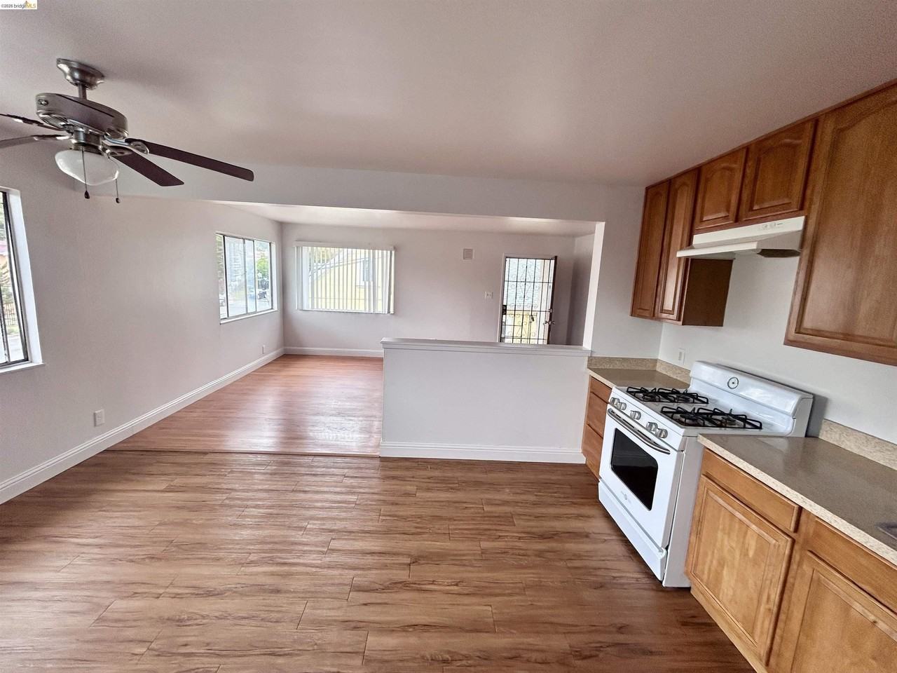3144 61st Ave - Photo 4 of 12
