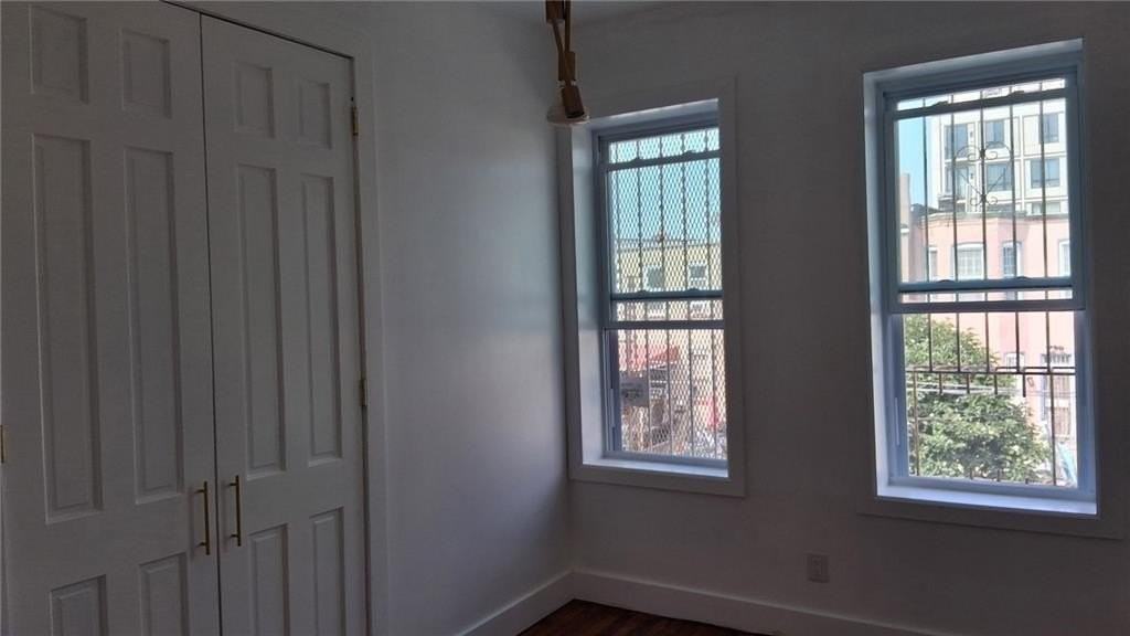 272 E 34th St - Photo 3 of 3