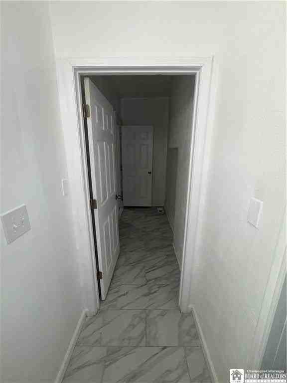 1312 Ontario Ave - Photo 2 of 17