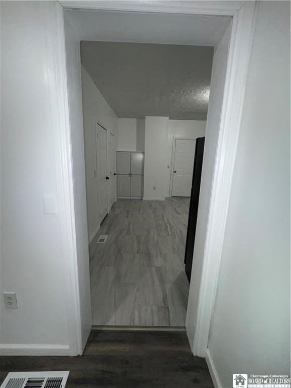 1312 Ontario Ave - Photo 5 of 17