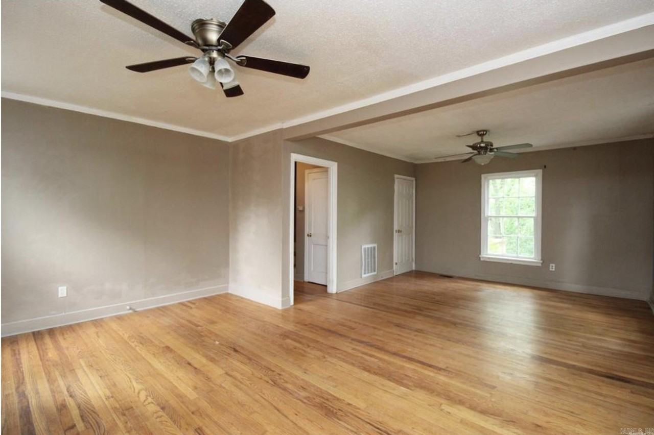 212 Goshen Ave - Photo 2 of 26