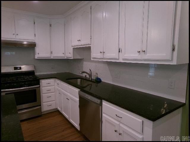 7910 Burnelle Dr - Photo 4 of 25