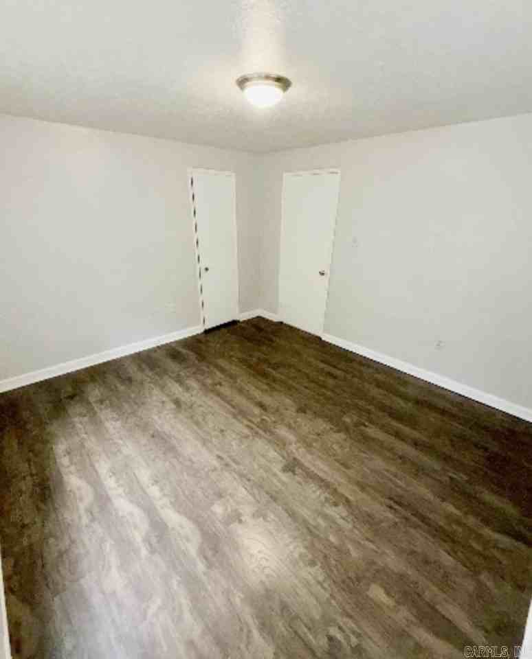1504 Allen St #4 - Photo 7 of 8