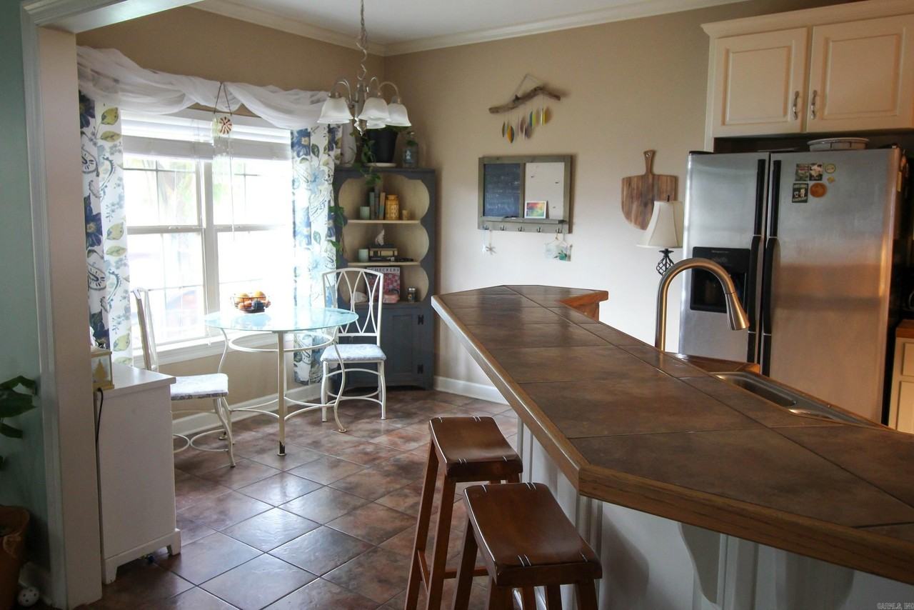 34 Oak Crest Dr - Photo 5 of 25