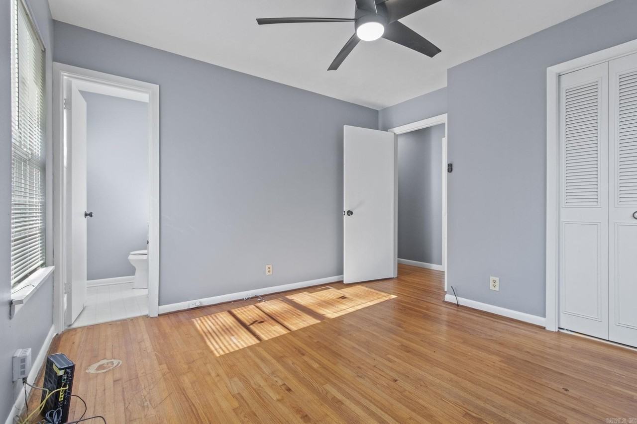 31 Rosemoor Dr - Photo 5 of 26
