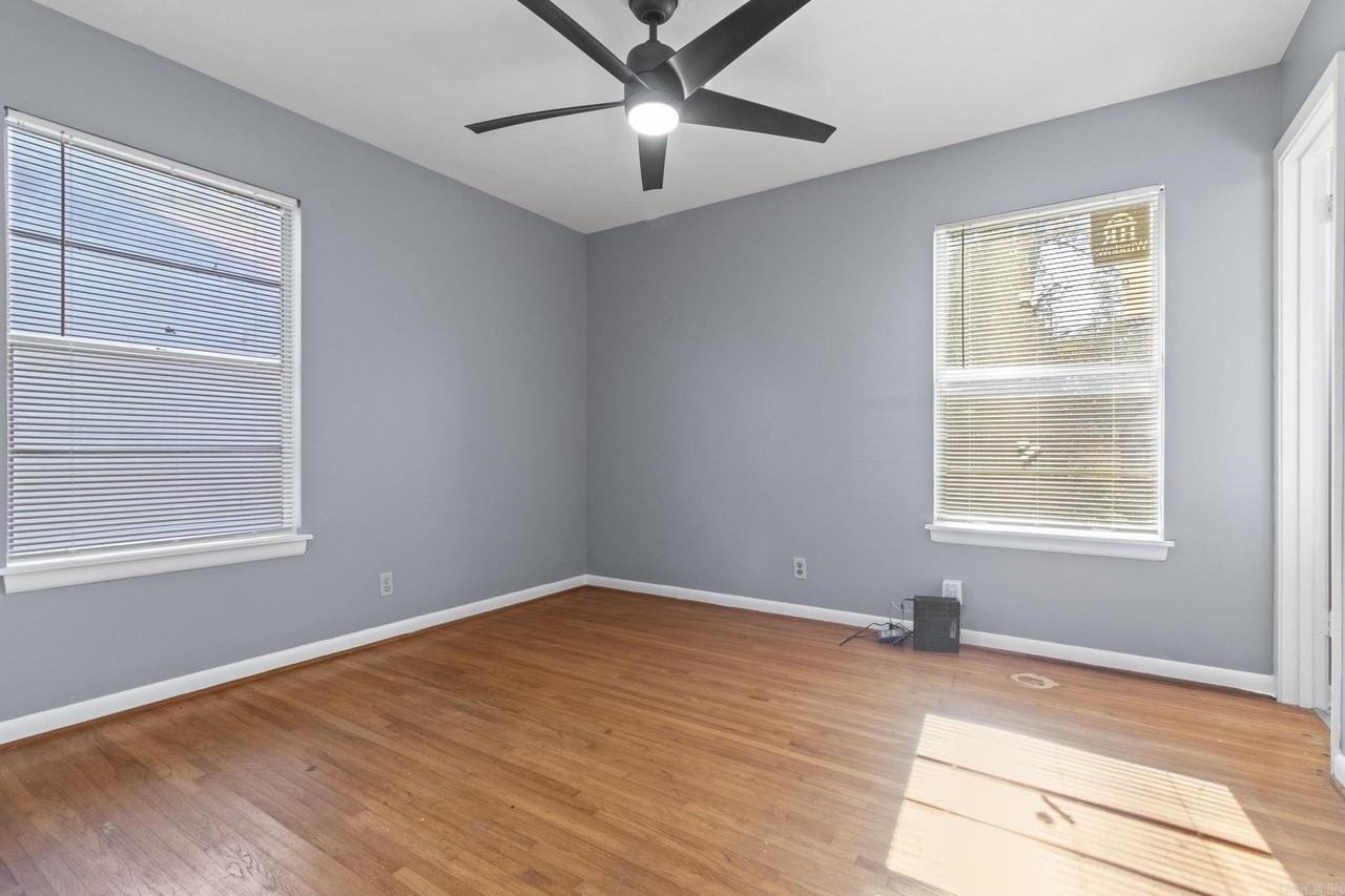 31 Rosemoor Dr - Photo 6 of 26