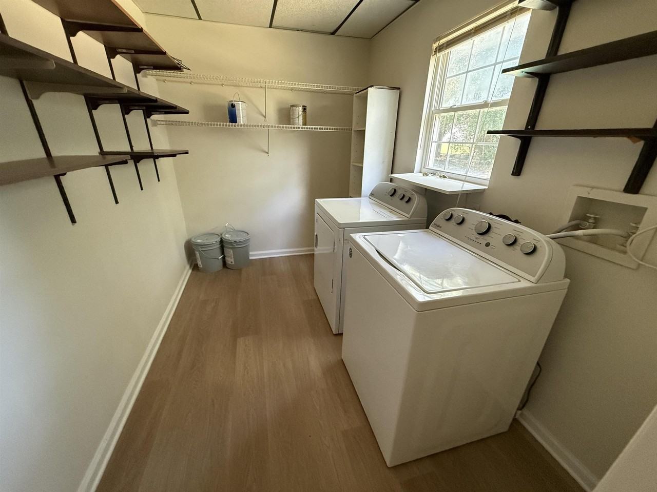 4067 Fairway Dr #B2 - Photo 4 of 9