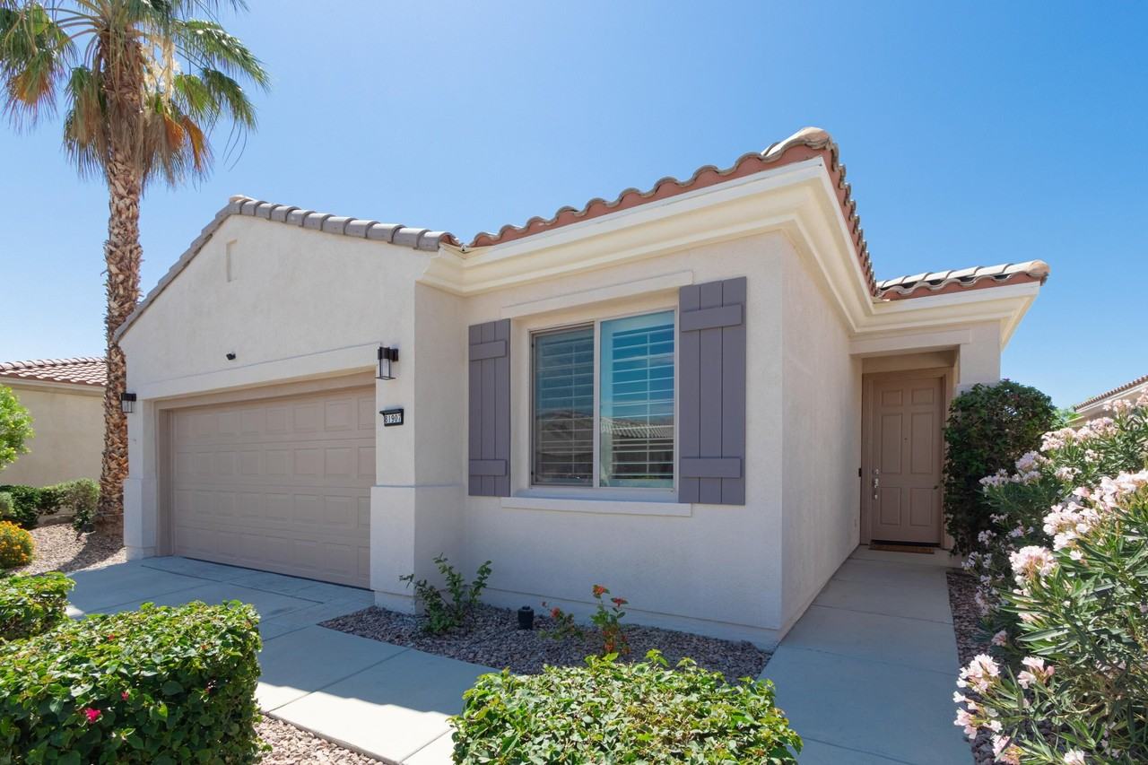 81907 Avenida Bahia - Photo 4 of 24
