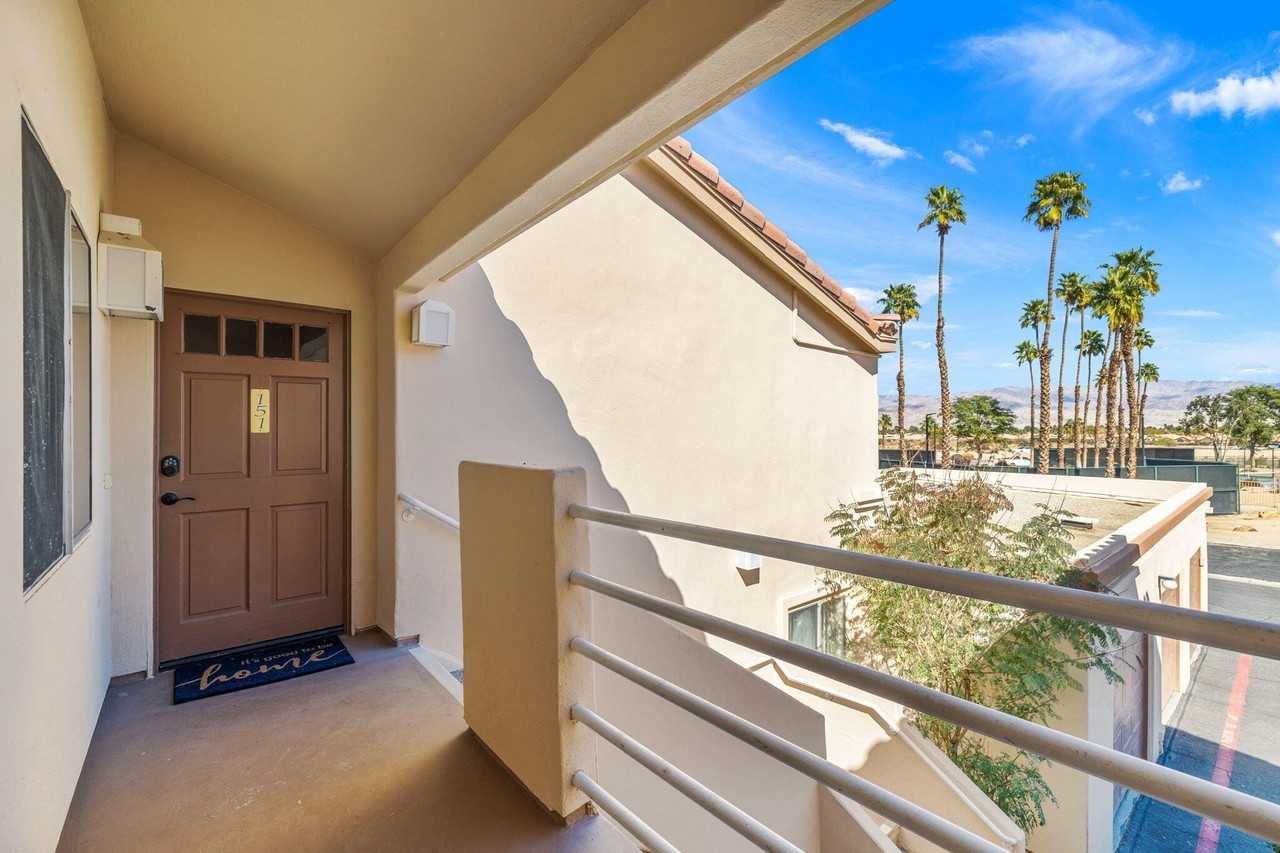 78151 Indigo Dr - Photo 3 of 43