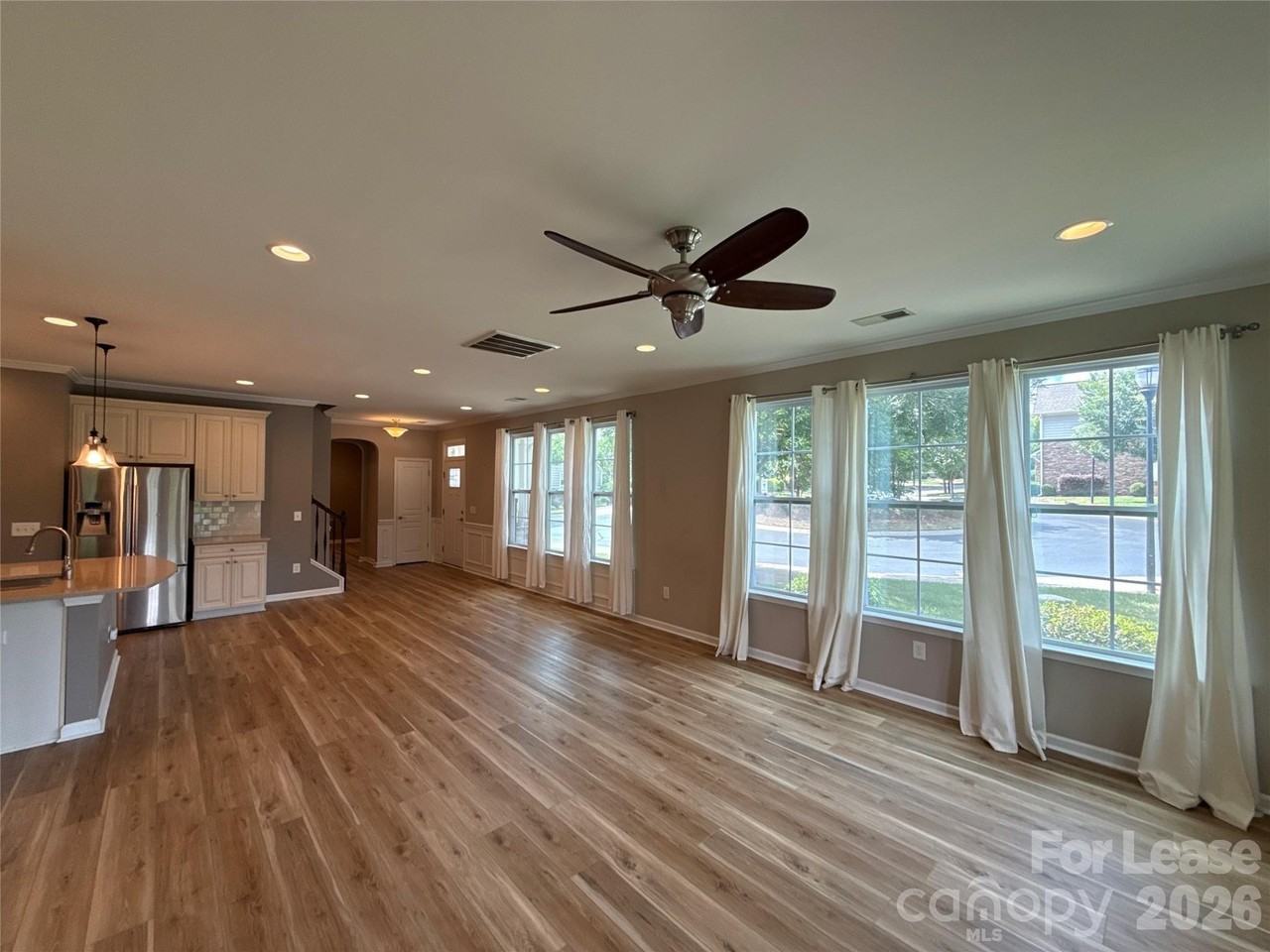 5818 Glenmore Garden Dr - Photo 6 of 39