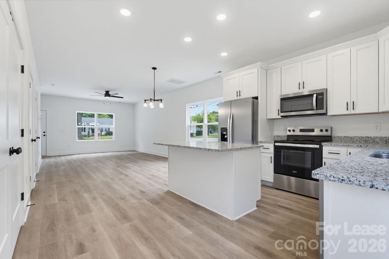 104 Maple Ave Nw #B - Photo 5 of 21
