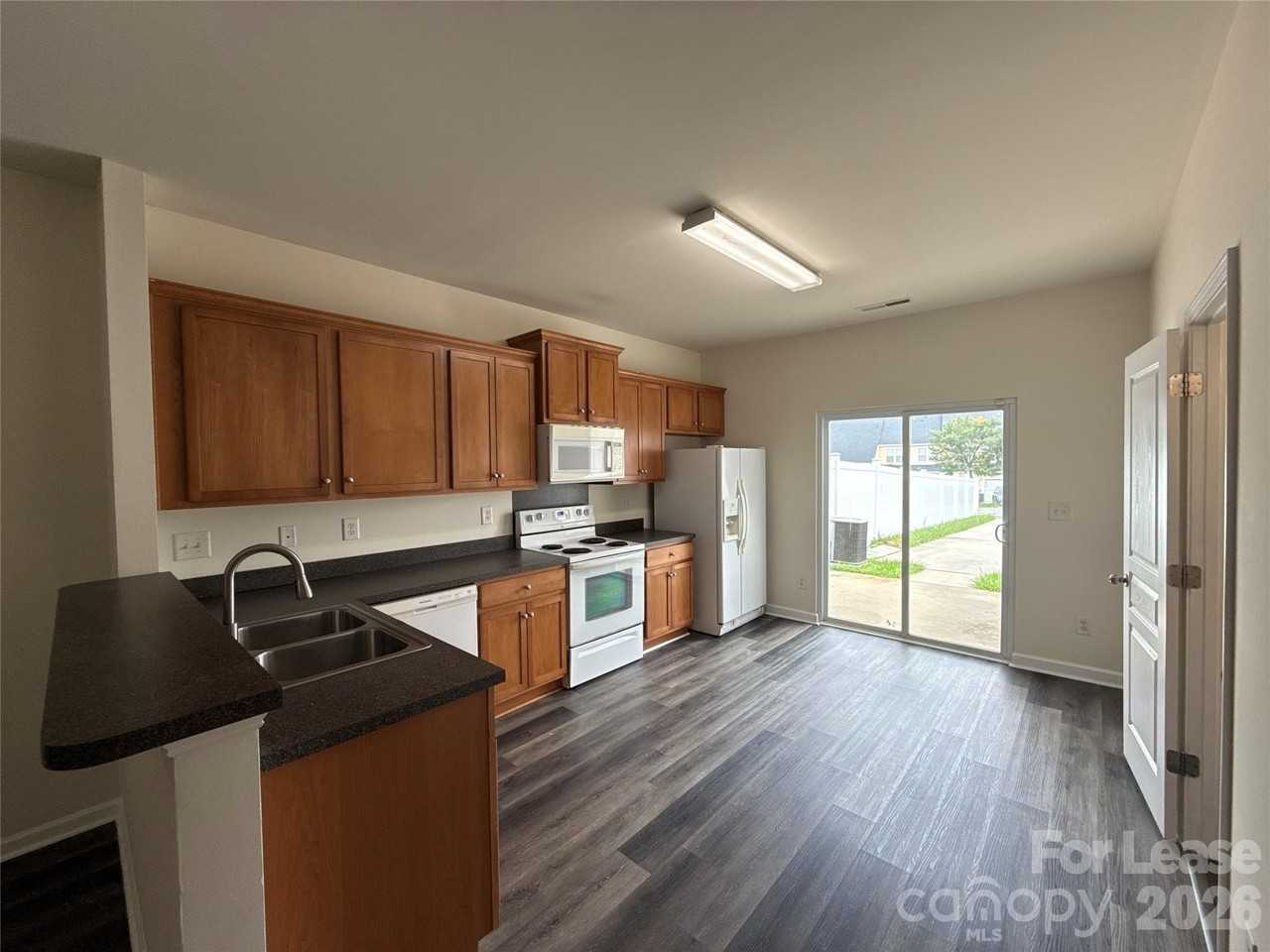 2009 Twilight Ln - Photo 6 of 15