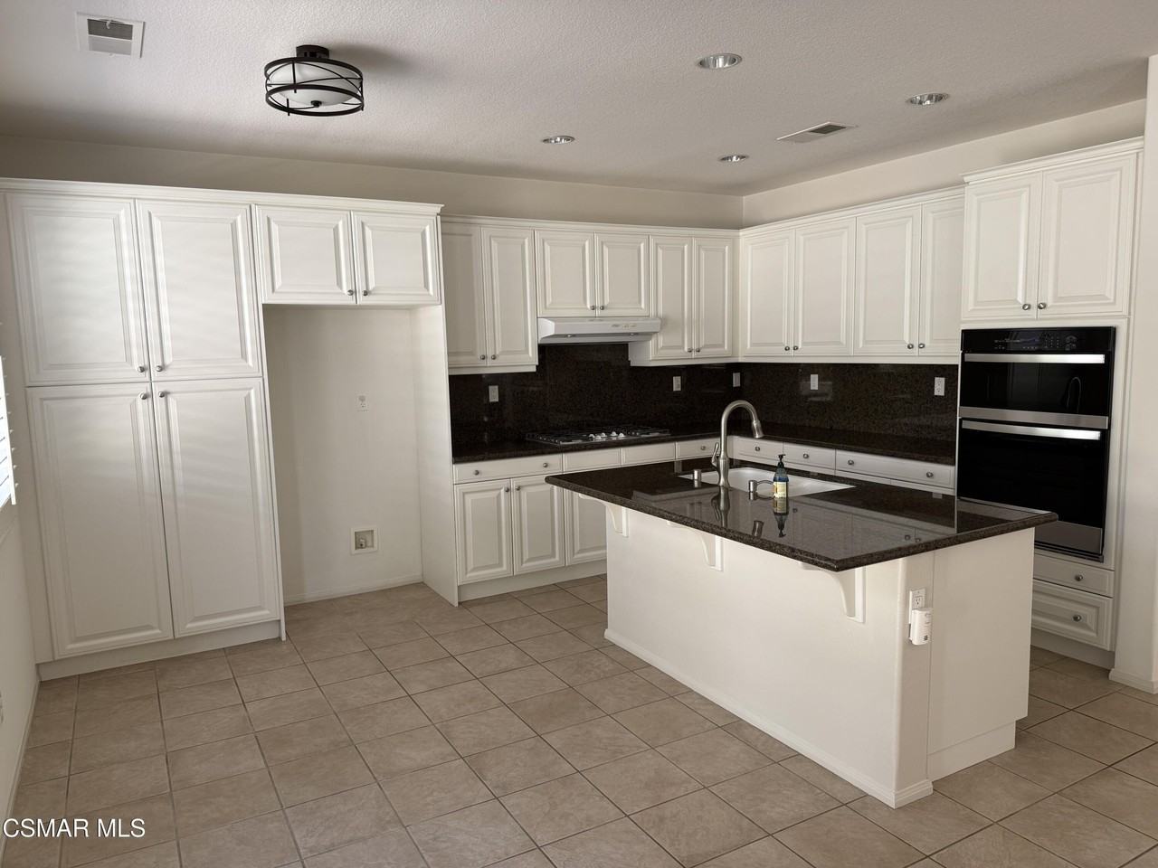 600 Clearwater Creek Dr - Photo 2 of 38