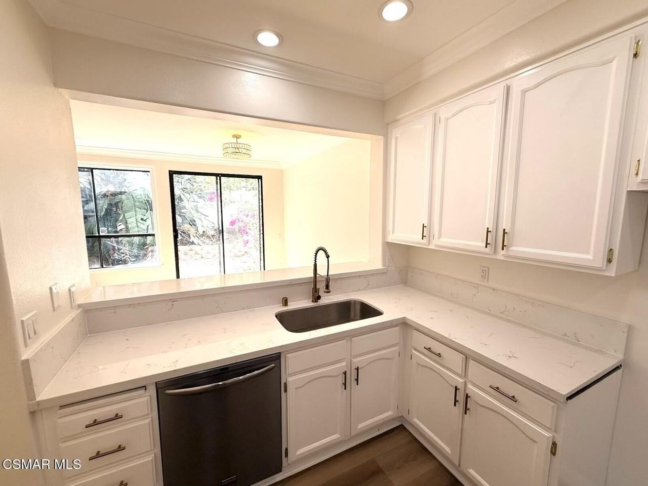 451 Pavarotti Dr - Photo 3 of 24