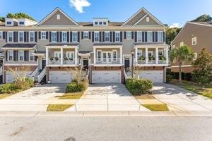 featured image of 1927 Carolina Towne Ct