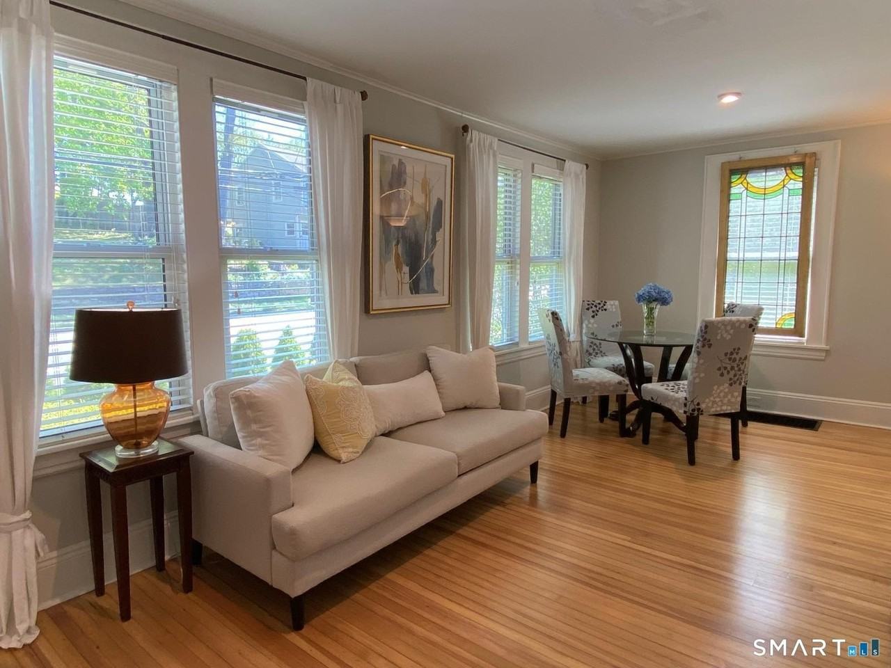 324 Villa Ave - Photo 6 of 31