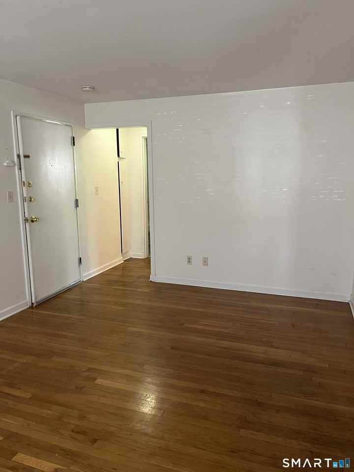 198 Seaton Rd #4 - Photo 2 of 13