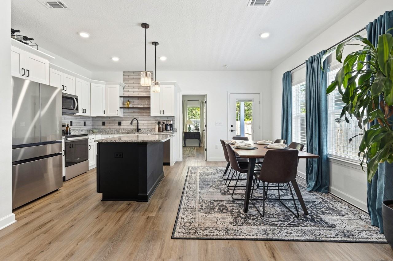 65 Marsh Lndg N - Photo 3 of 33