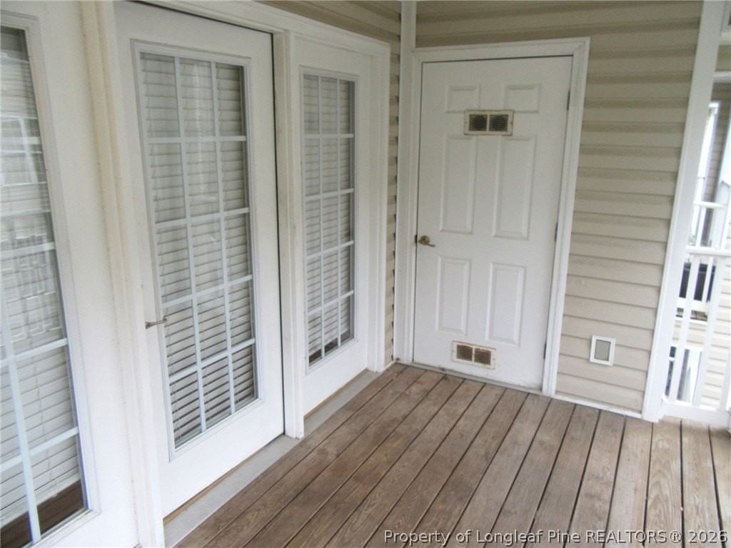 3346 Harbour Pointe Pl Unit 11 - Photo 3 of 16