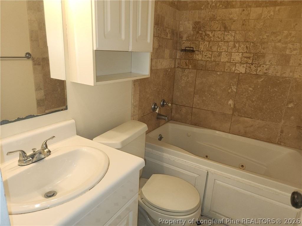 227 Pinecrest Dr - Photo 7 of 15