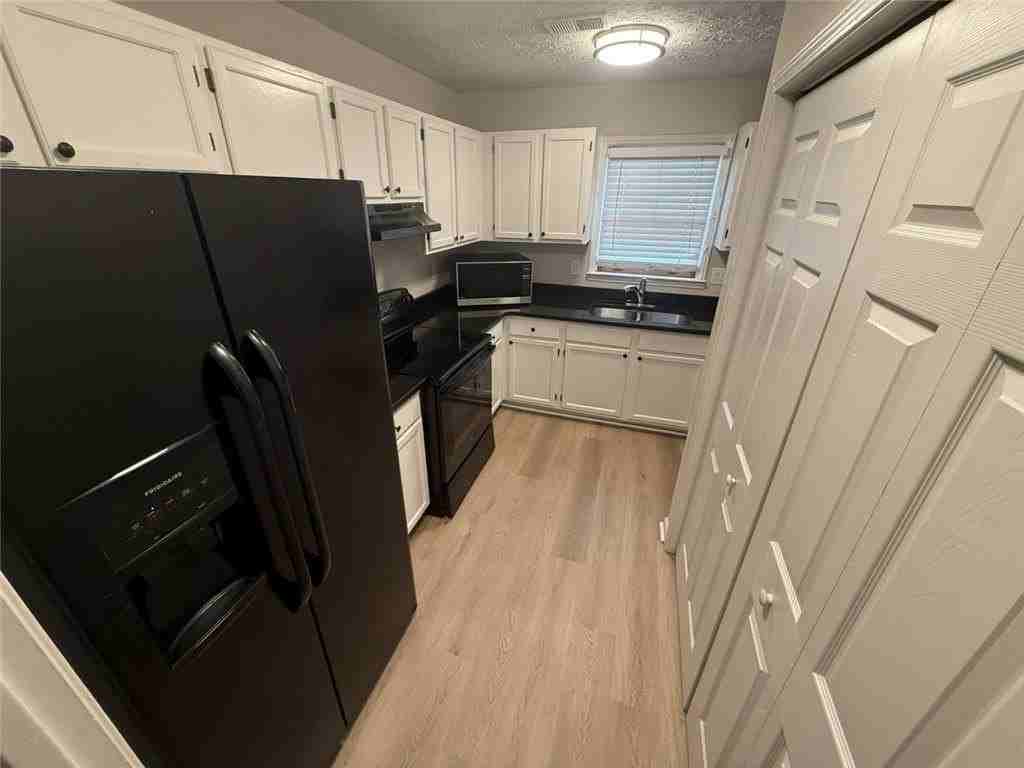 2906 Webb Bridge Rd - Photo 4 of 29