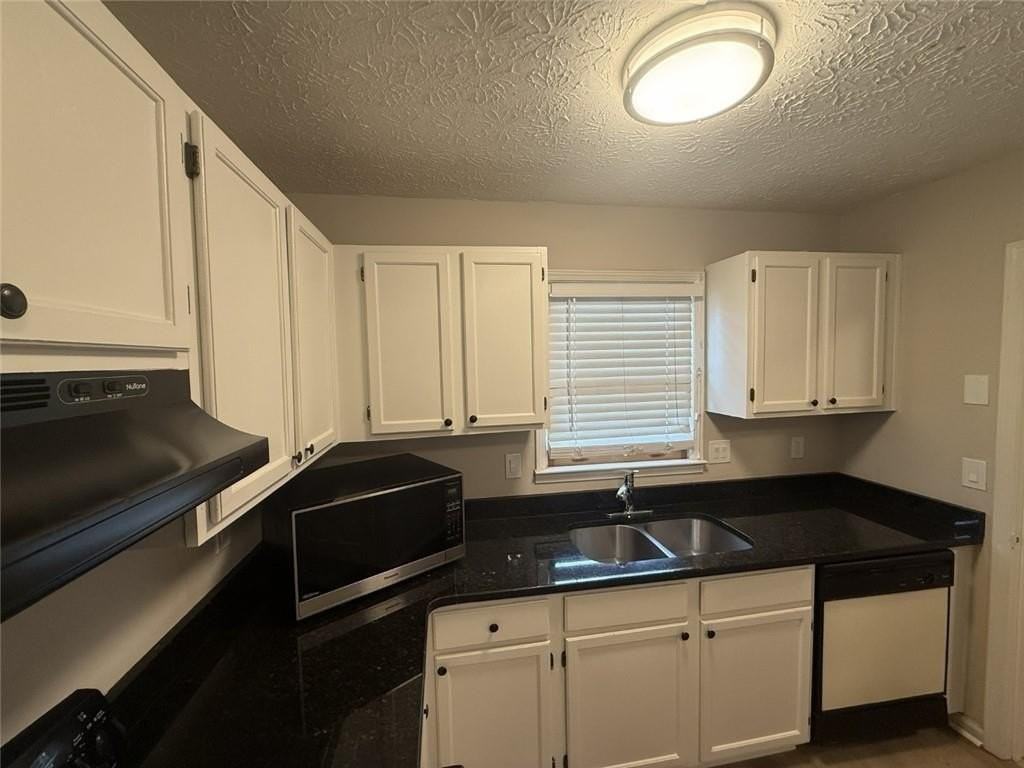 2906 Webb Bridge Rd - Photo 5 of 29