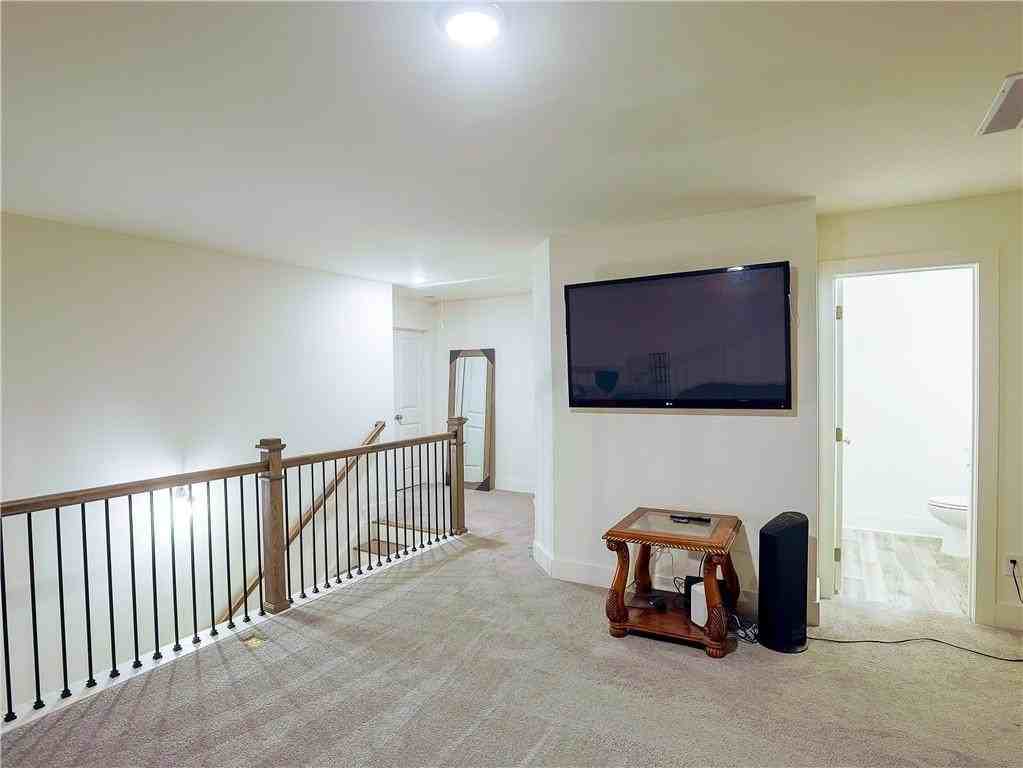 7724 Baron Rd - Photo 7 of 17