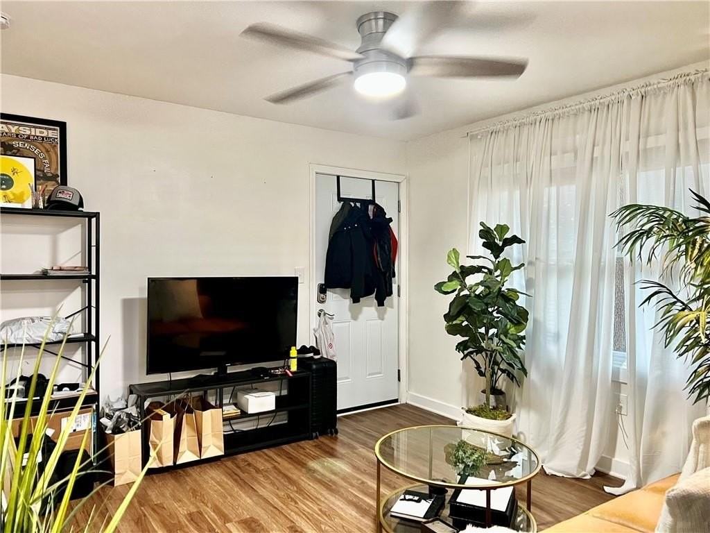 1165 Eggleston St Sw #4 - Photo 6 of 28