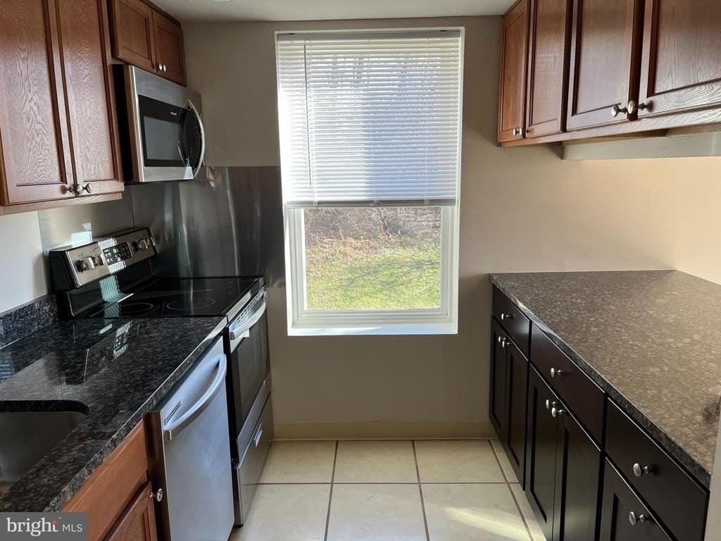 1316 W Chester Pike - Photo 3 of 16