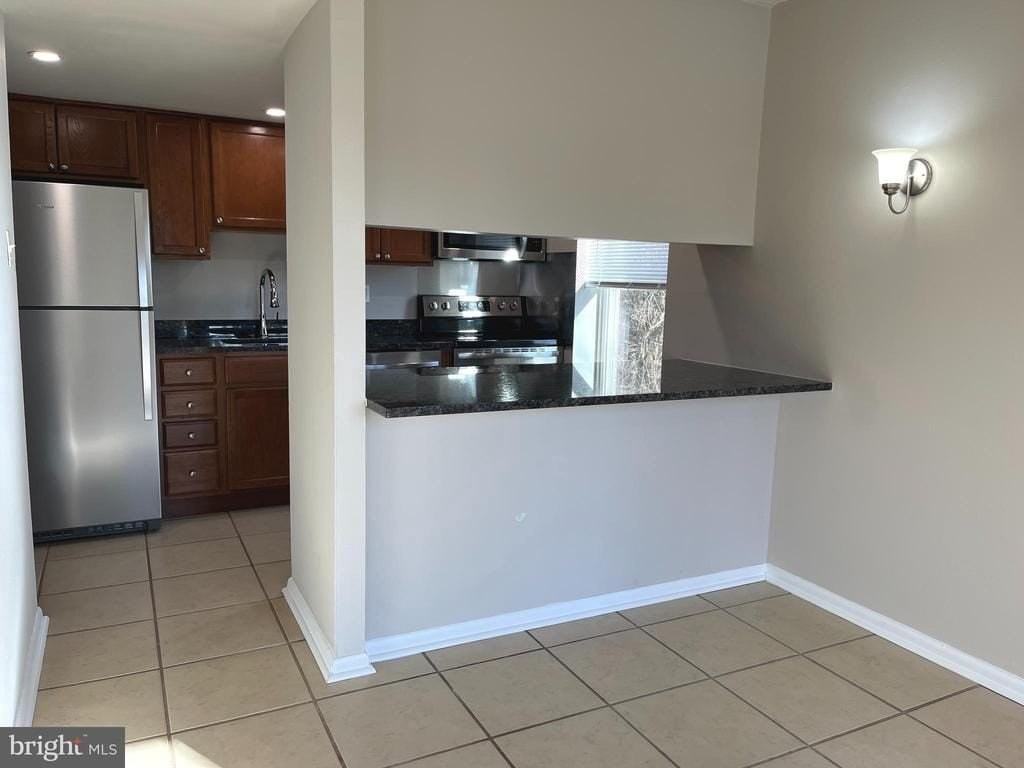 1316 W Chester Pike - Photo 6 of 16
