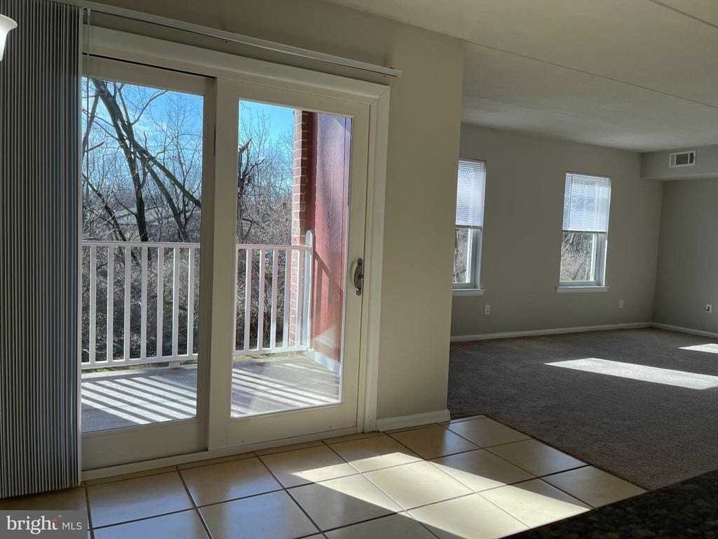 1316 W Chester Pike - Photo 7 of 16