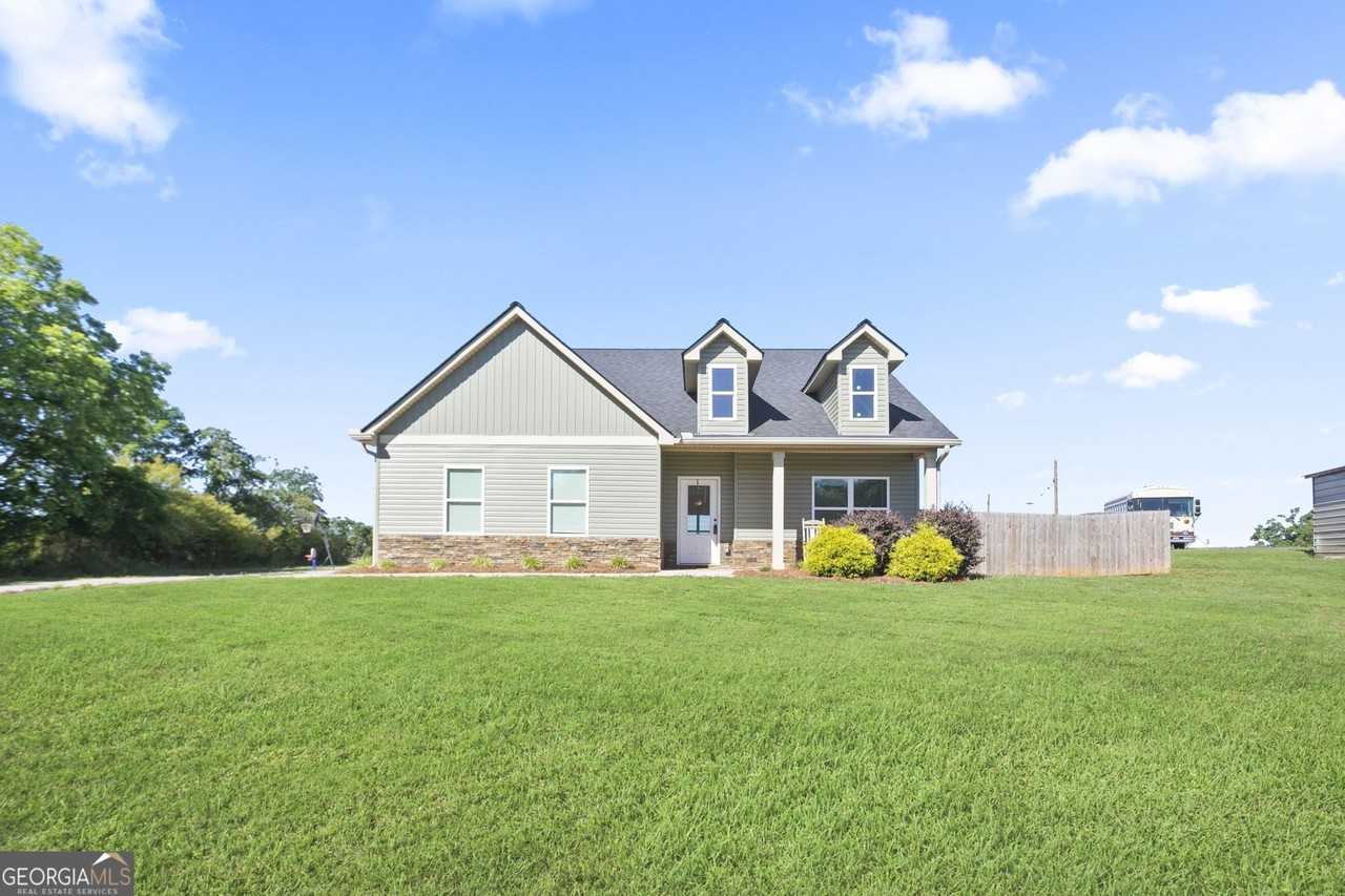 64 Neal Little Rd - Photo 3 of 17