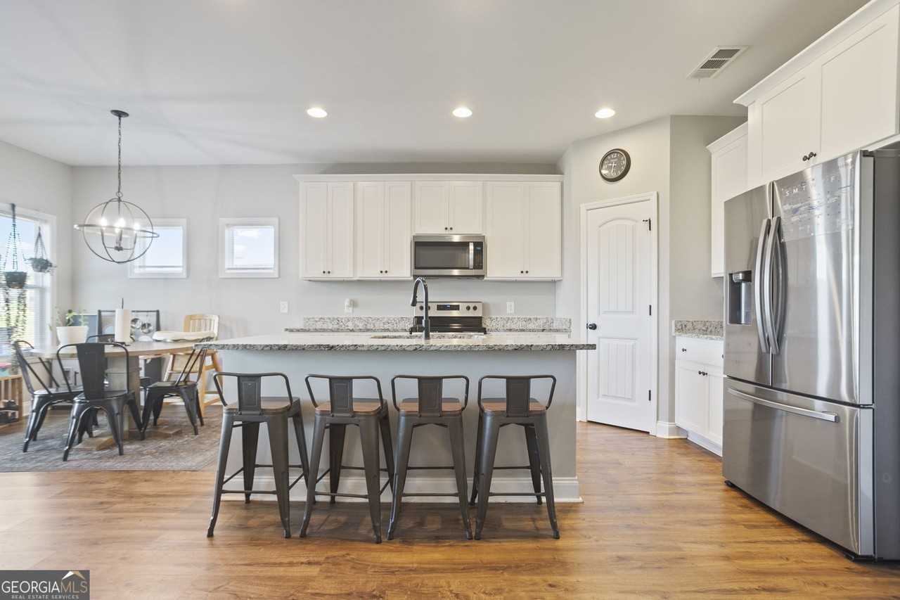 64 Neal Little Rd - Photo 6 of 17