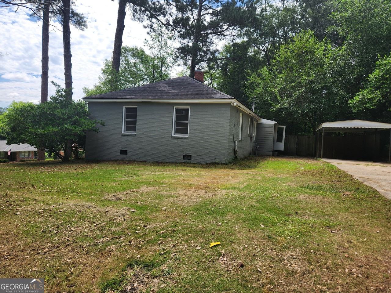 4117 Lake Dr - Photo 2 of 20