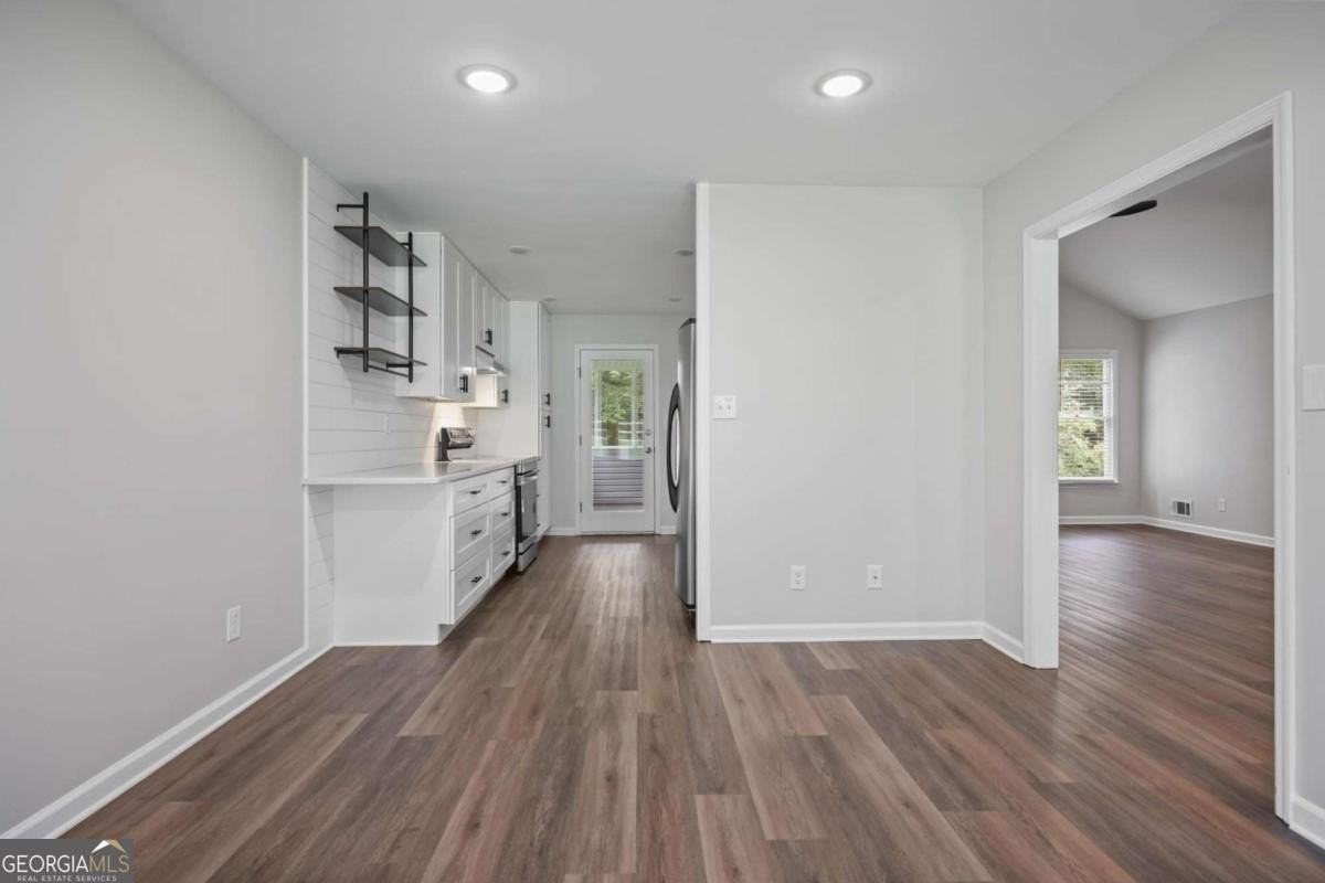 410 Hickory Walk - Photo 7 of 26