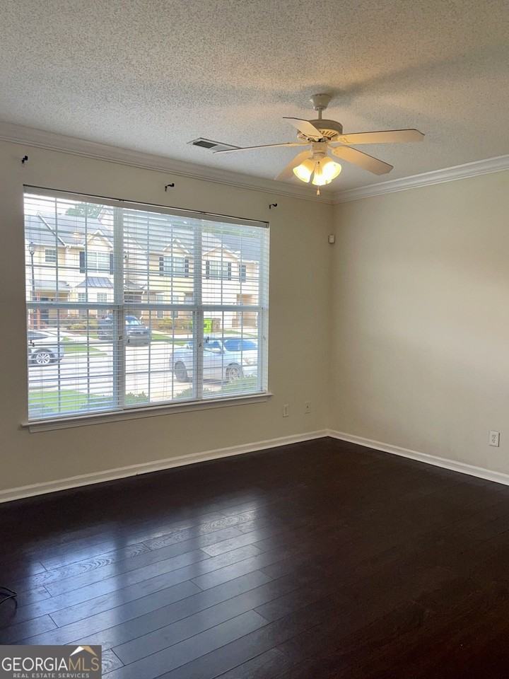 7282 Wagon Wheel Ct - Photo 2 of 14