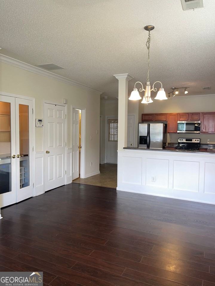 7282 Wagon Wheel Ct - Photo 4 of 14