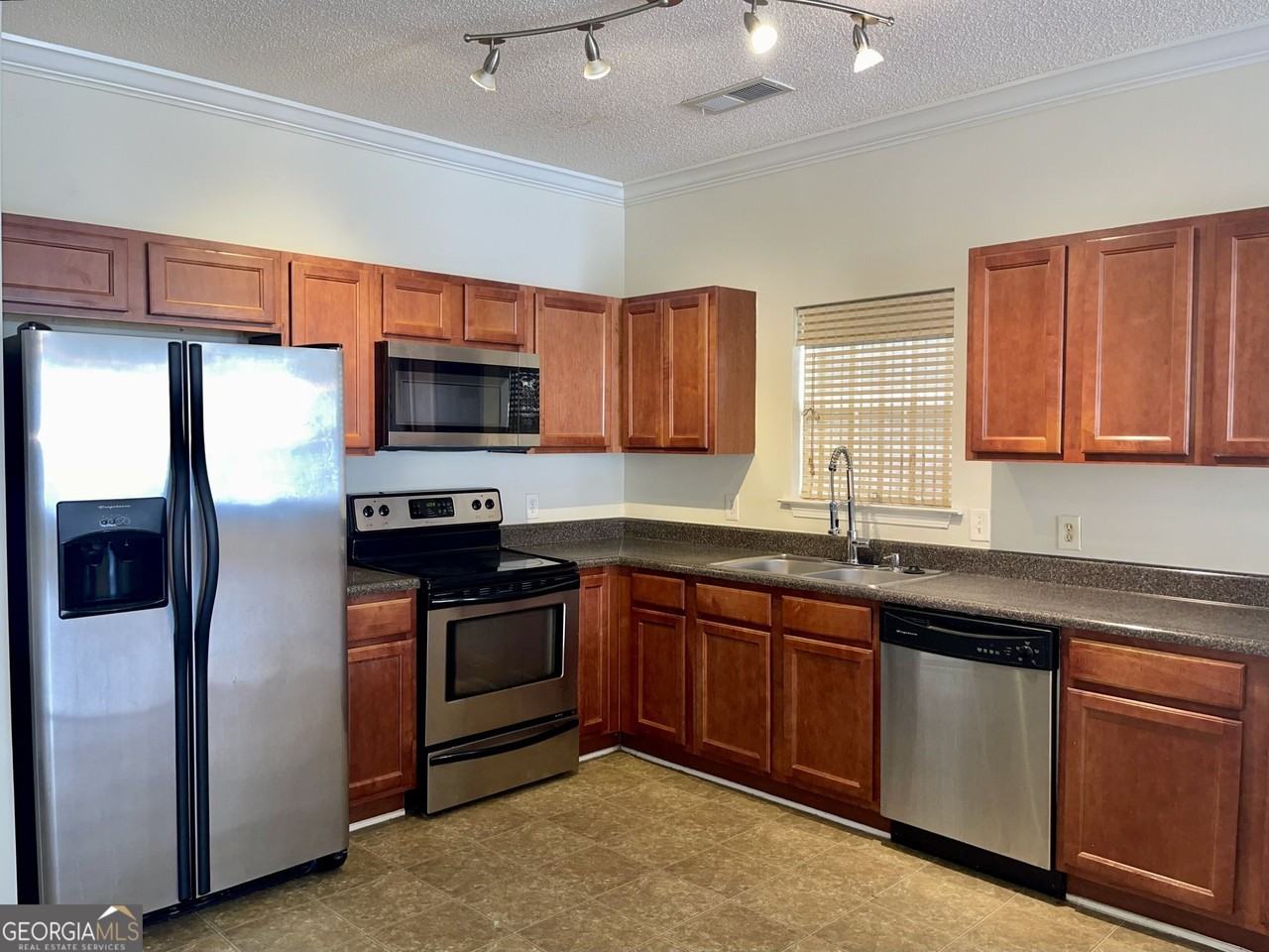7282 Wagon Wheel Ct - Photo 5 of 14