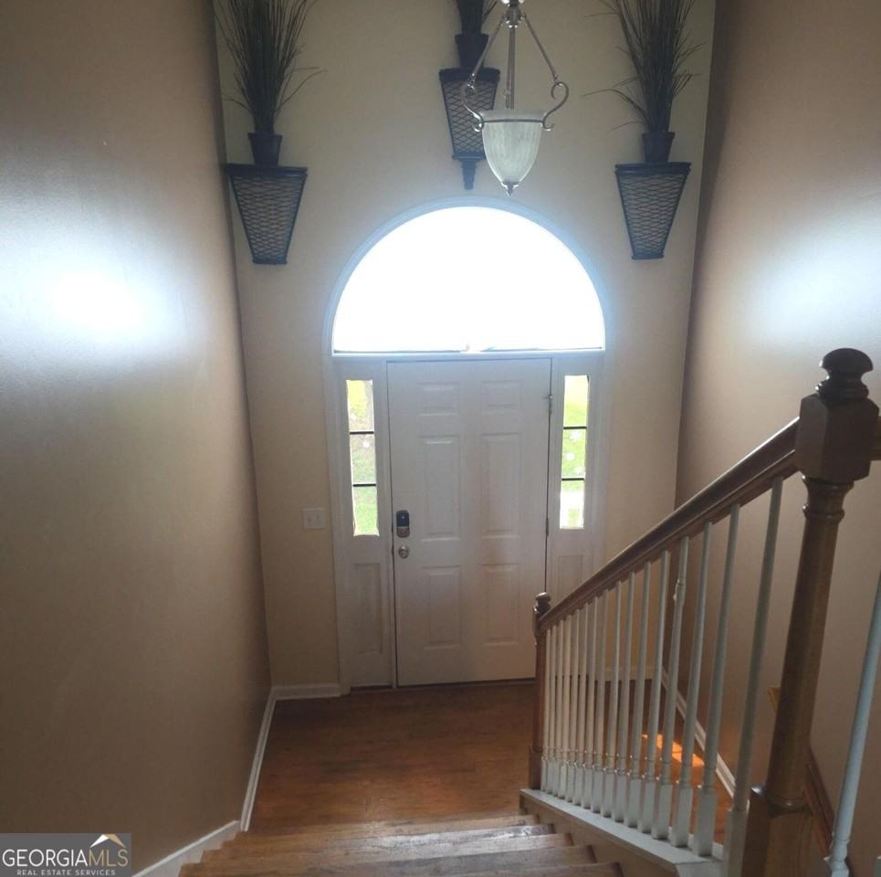 5774 Colonnade Dr - Photo 2 of 9