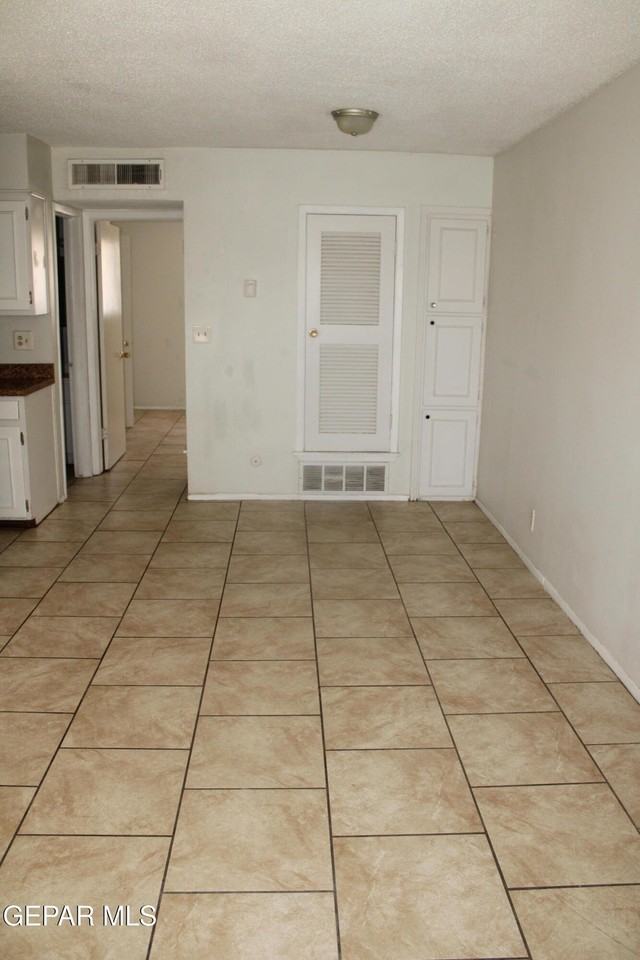 3905 Flory Ave #10 - Photo 5 of 16