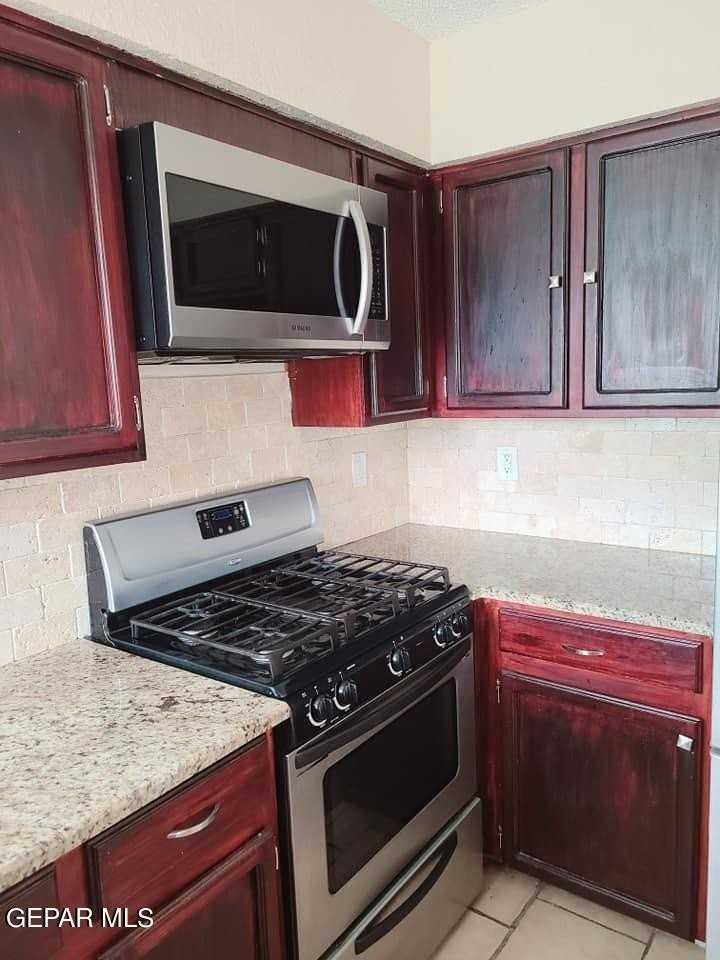 765 Colchester Dr - Photo 5 of 20