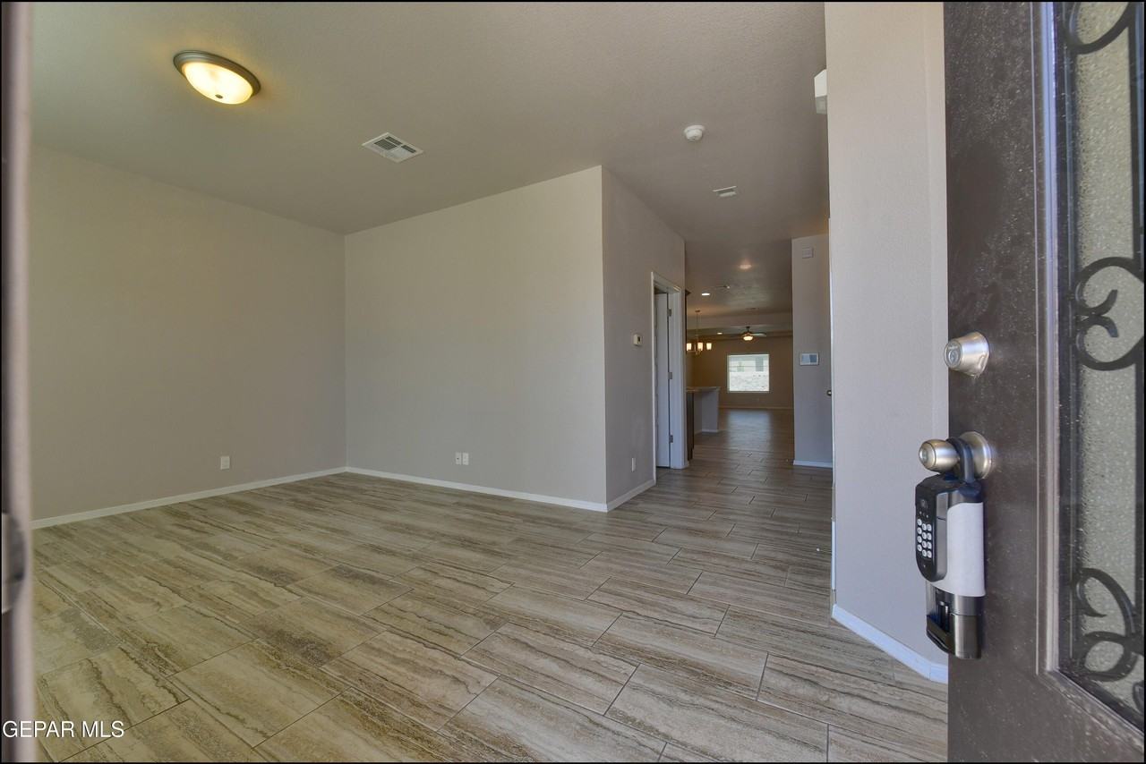 221 Jennice Cir - Photo 7 of 49